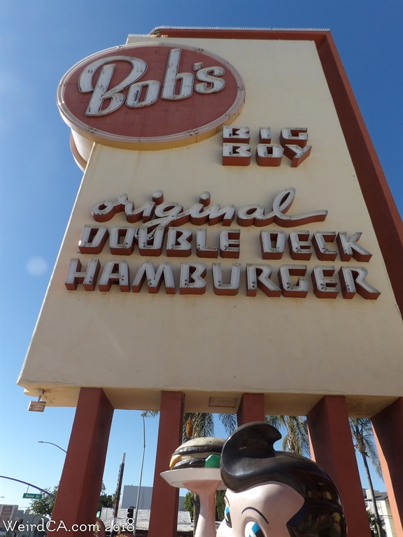 Bob's Big Boy Weird California