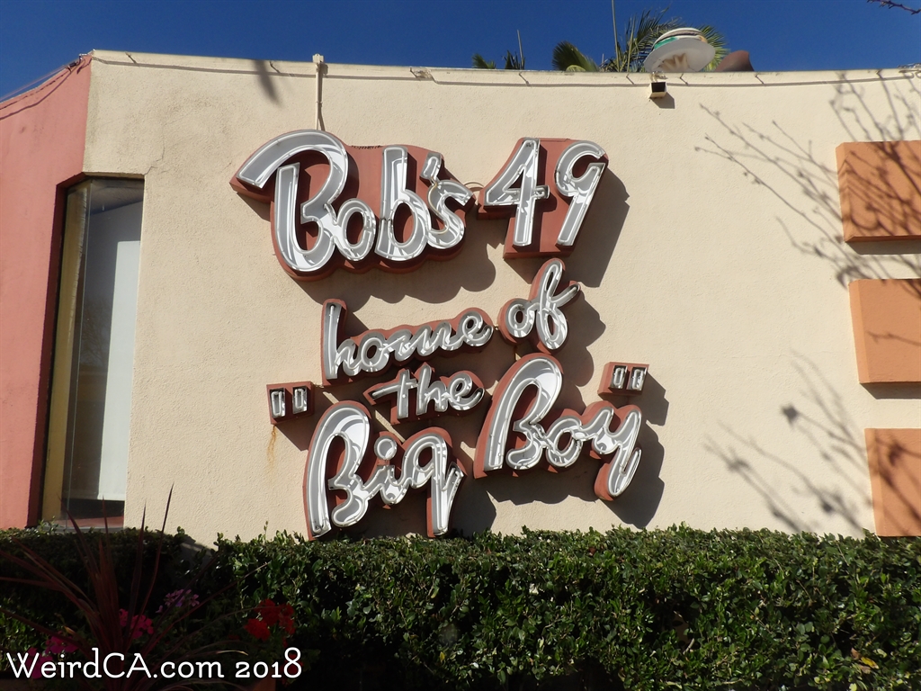Bob's Big Boy Weird California