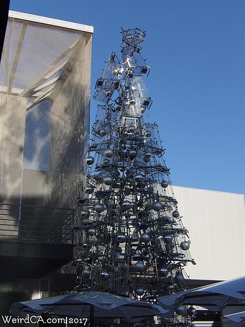 shopping cart tree16