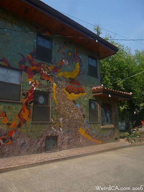 dragonhouse08