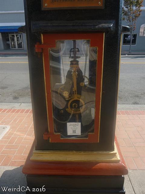 alibi clock07