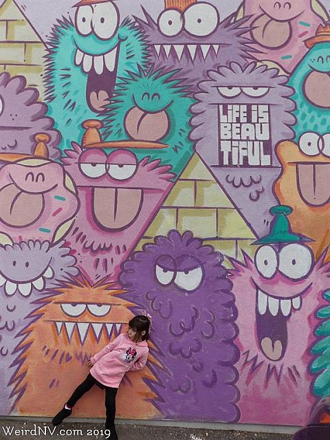 lv murals177