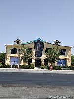 crooked house12