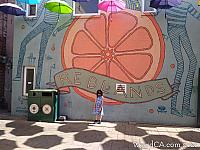 orange alley038