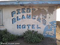 Piedras Blancas Motel