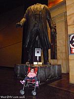 headless lenin09