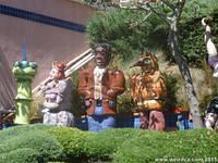 Nearby colorful statues, also on Spruce Street.