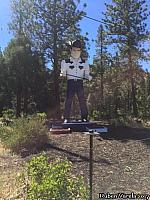 Hat Creek Muffler Man - photo courtesy of Ruben Varela