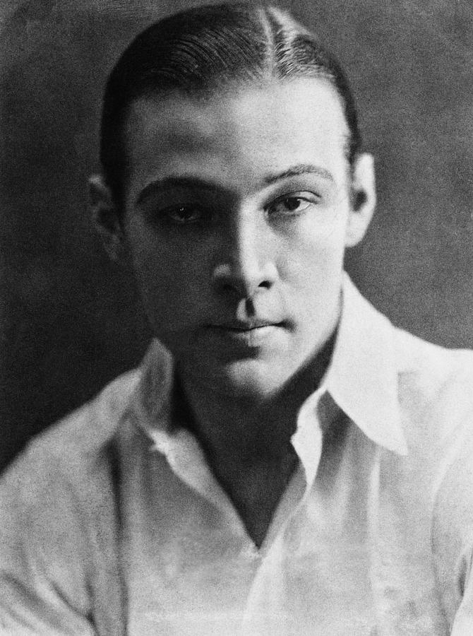 Rudolph Valentino 1923